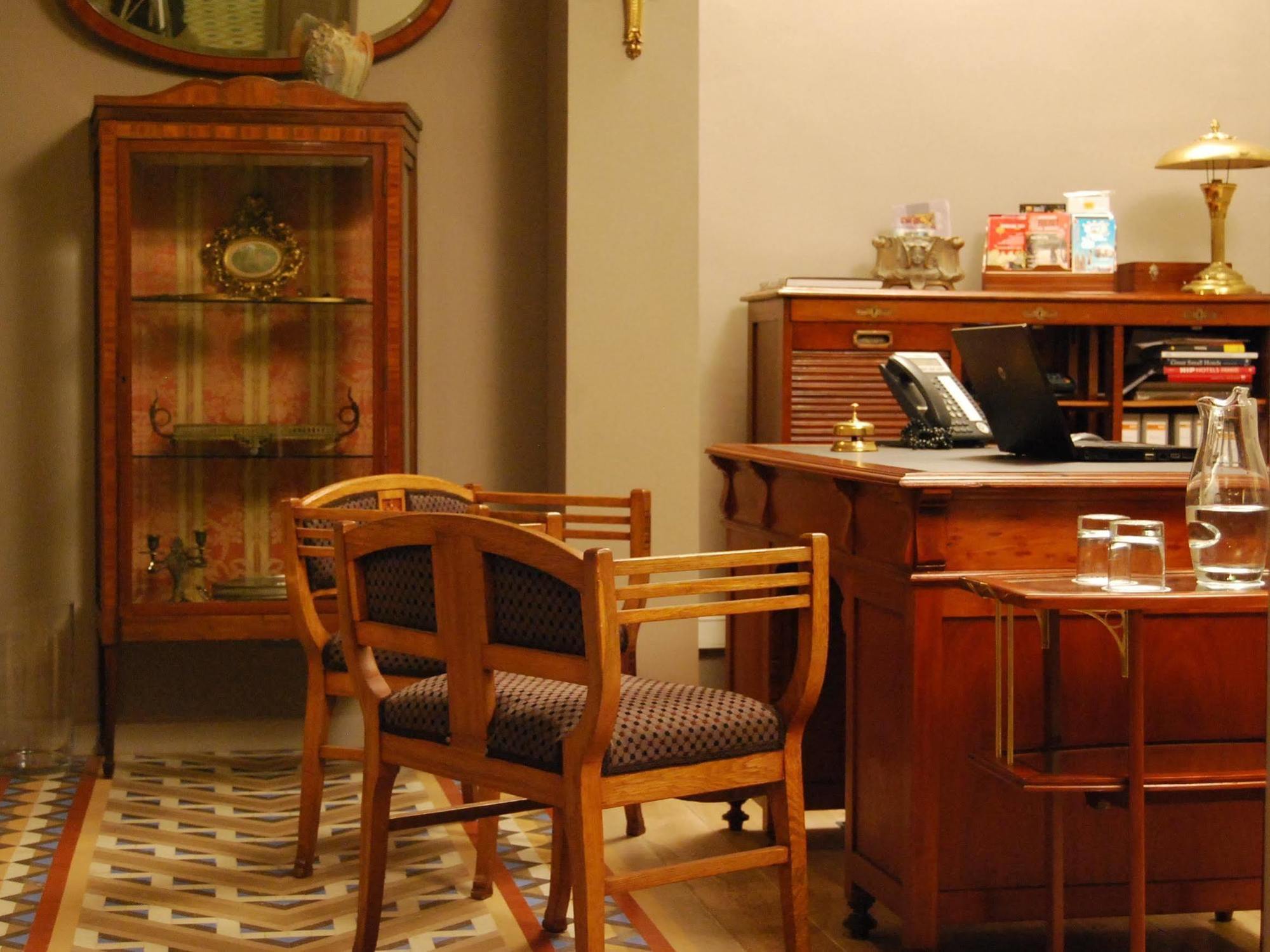 Circa 1905 Bed & Breakfast Barcelona Bagian luar foto